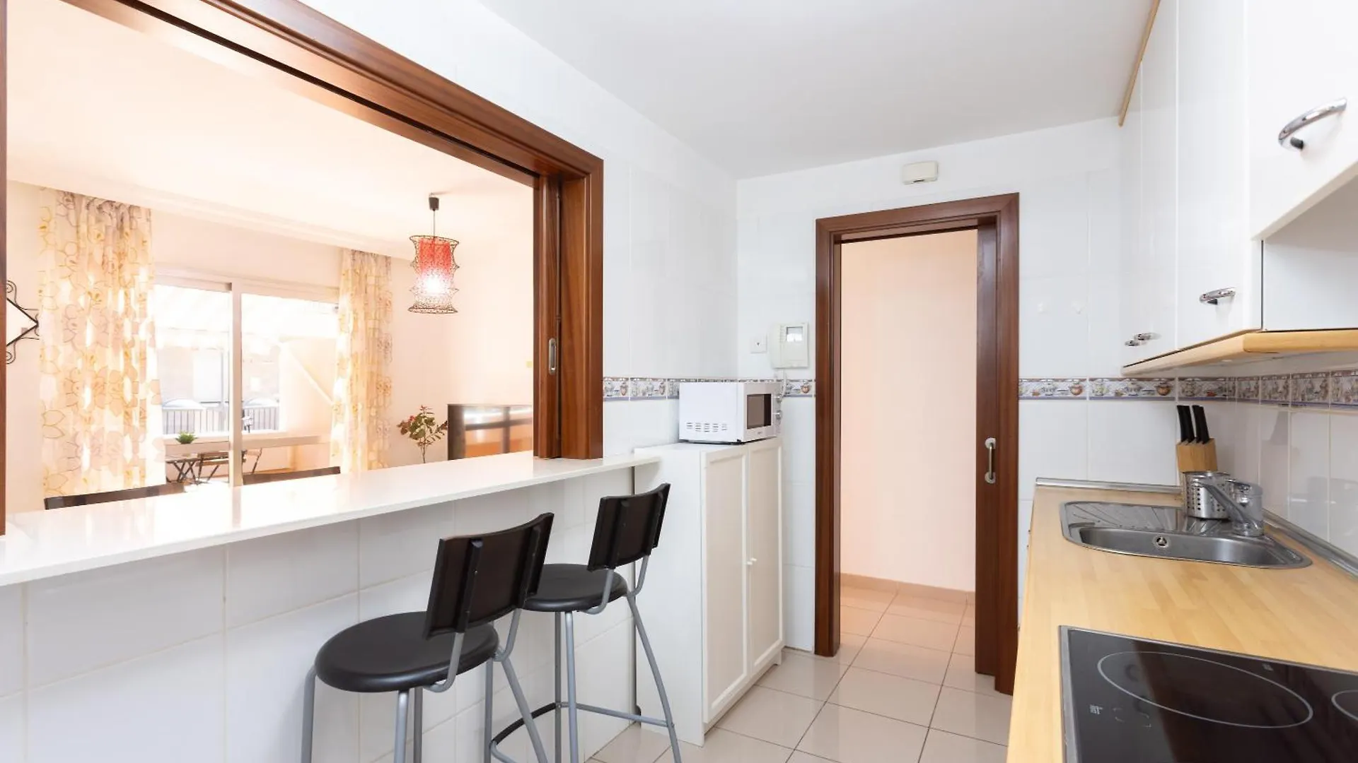 Los Seres , Balcon Y Piscina Arona  Spanien